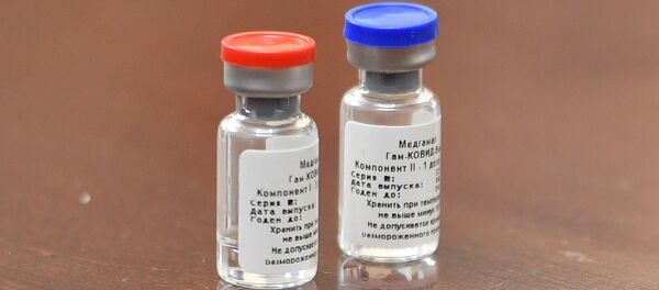 Ampollas de la vacuna rusa contra el COVID-19 Sputnik V - Sputnik Mundo