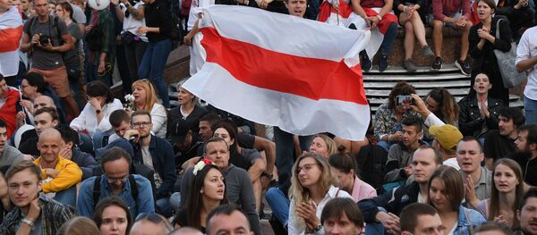 Una manifestación antigubernamental en Bielorrusia Una manifestación antigubernamental en Bielorrusia - Sputnik Mundo