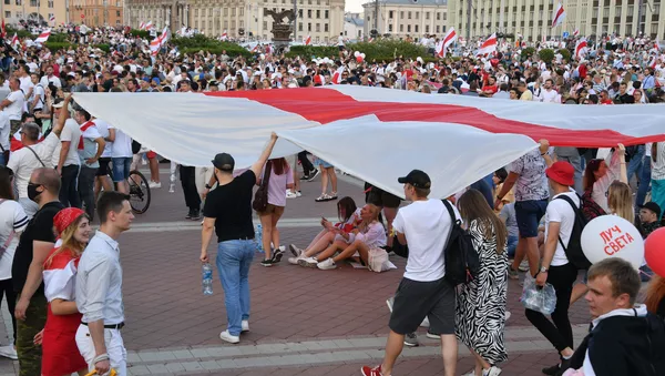 Manifestaciones antigubernamentales en Bielorrusia - Sputnik Mundo