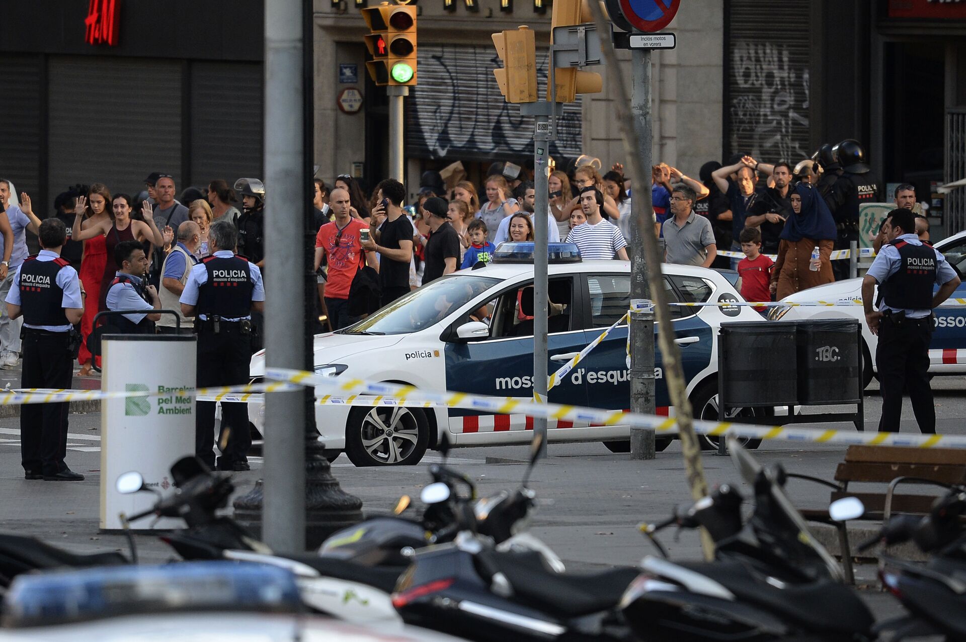 La Rambla tras el atentado - Sputnik Mundo, 1920, 11.03.2021