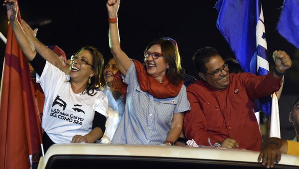 Jacqueline Faría (centro), nueva jefa de Gobierno del Distrito Capital de Venezuela Jacqueline Faría (centro), nueva jefa de Gobierno del Distrito Capital de Venezuela - Sputnik Mundo