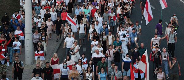 Las protestas en Minsk, Bielorrusia - Sputnik Mundo