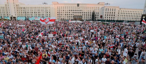 Protestas en Minsk, Bielorrusia, tras las elecciones presidenciales - Sputnik Mundo