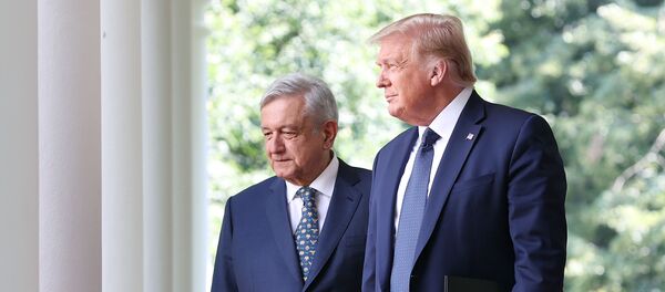 El presidente de México, Andrés Manuel López Obrador, y su par estadounidense, Donald Trump - Sputnik Mundo