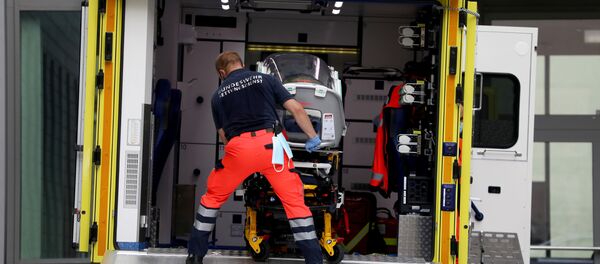 Trasladan al opositor ruso Alexéi Navalni al hospital alemán Charité Trasladan al opositor ruso Alexéi Navalni al hospital alemán Charité - Sputnik Mundo