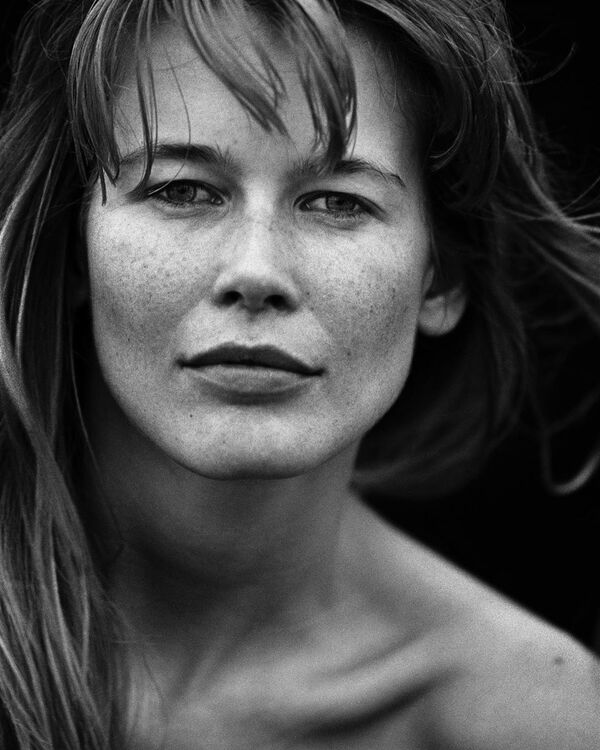 Claudia Schiffer - Sputnik Mundo