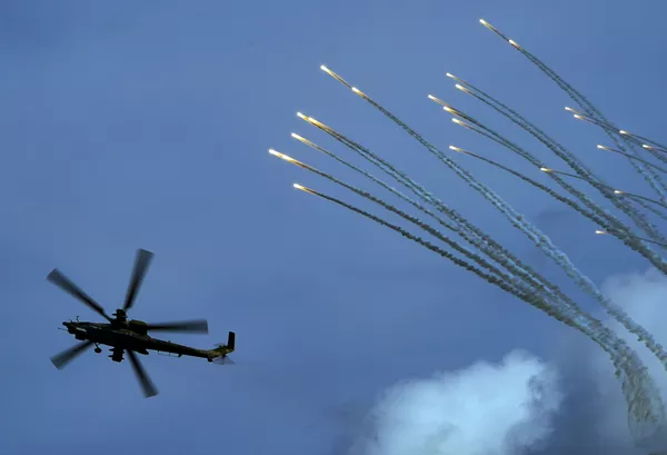 Los cazas y helicópteros más potentes de Rusia exponen su maestría en Army 2020
Los cazas y helicópteros más potentes de Rusia exponen su maestría en Army 2020
- Sputnik Mundo