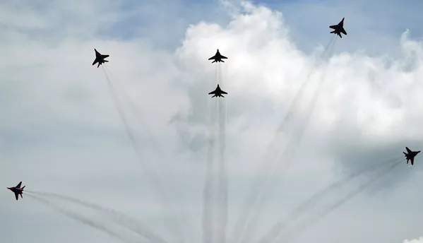 Los cazas y helicópteros más potentes de Rusia exponen su maestría en Army 2020
Los cazas y helicópteros más potentes de Rusia exponen su maestría en Army 2020
- Sputnik Mundo