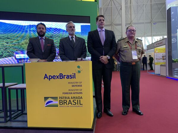 Brasil busca integrar sus cadenas productivas de defensa con las de Rusia - Sputnik Mundo