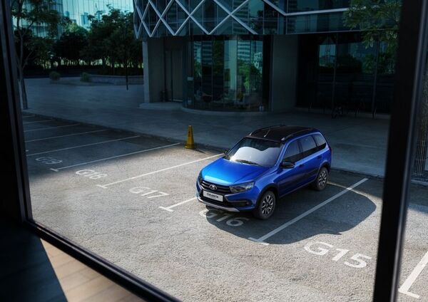 Lada comienza la producción de la nueva versión de su Granta | Foto  - Sputnik Mundo