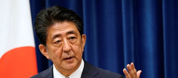 Shinzo Abe, ex primer ministro de Japón - Sputnik Mundo