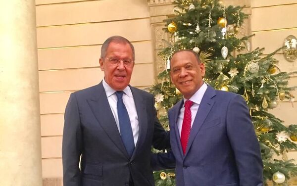 Canciller de Rusia, Serguéi Lavrov, y embajador de la República Dominicana en Rusia, José Manuel Castillo Betances - Sputnik Mundo