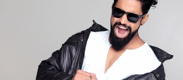 Un hombre con barba Un hombre con barba - Sputnik Mundo