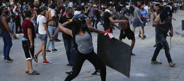 Una protesta en Beirut, el Líbano - Sputnik Mundo