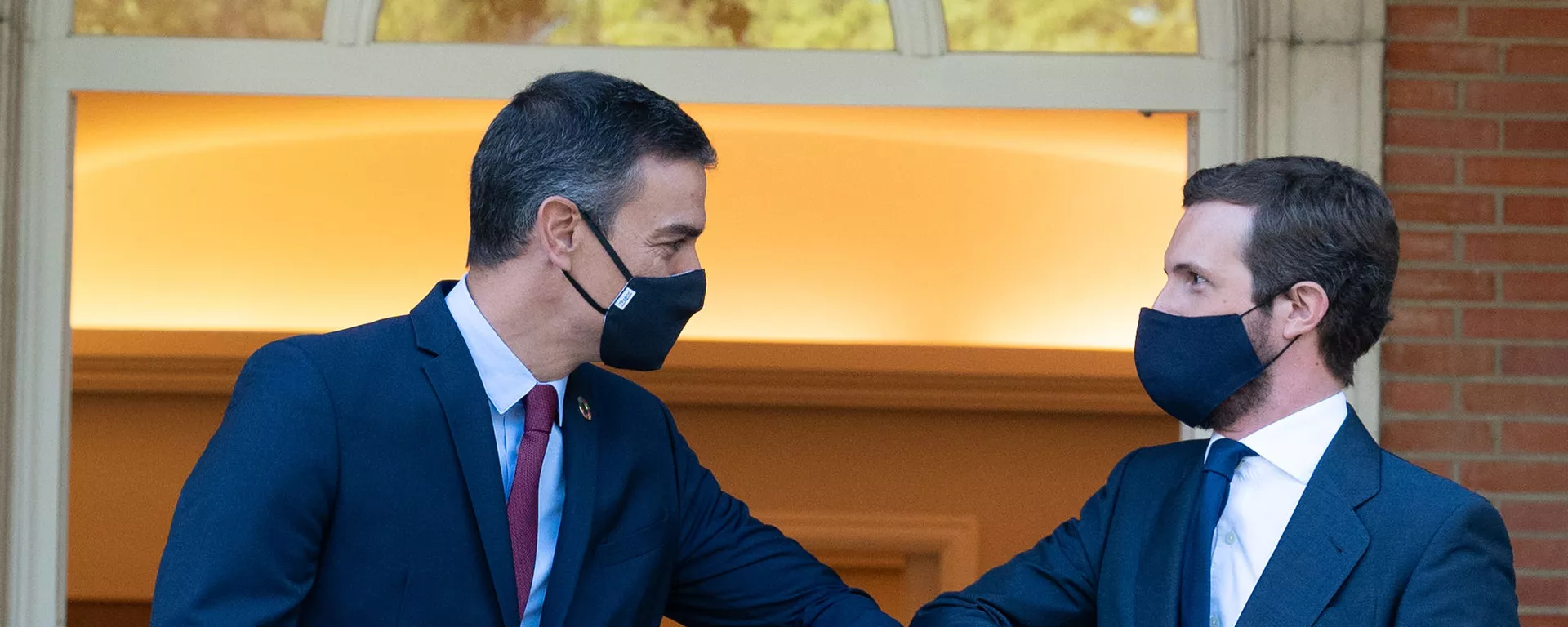 Imagen de archivo de Pedro Sánchez reunido con Pablo Casado en La Moncloa Imagen de archivo de Pedro Sánchez reunido con Pablo Casado en La Moncloa - Sputnik Mundo, 1920, 25.02.2021