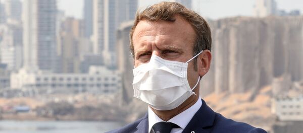 Emmanuel Macron, presidente de Francia, en Beirut - Sputnik Mundo
