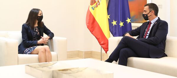 Arrimadas y Sánchez en la reunión mantenido el 2 de septiembre - Sputnik Mundo