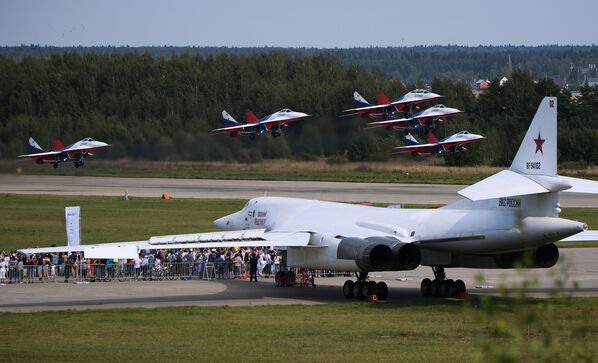 Así es el Tu-160, el más peligroso avión militar ruso - Sputnik Mundo