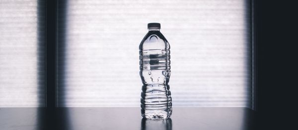 Botella de agua (imagen referencial) - Sputnik Mundo