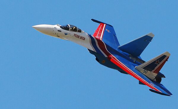 Un éxito de ventas ruso: el avión de combate Su-30 y su futuro - Sputnik Mundo