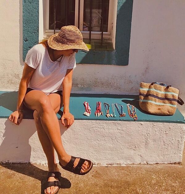 Ventajas del confinamiento: la familia española que convirtió su hobby en una marca de bisutería - Sputnik Mundo