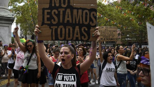 Marcha del 8 de marzo en Uruguay - Sputnik Mundo