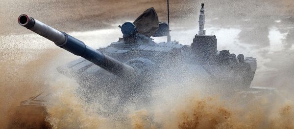 Biatlón de tanques en la sexta edición de los Juegos Militares Internacionales  - Sputnik Mundo