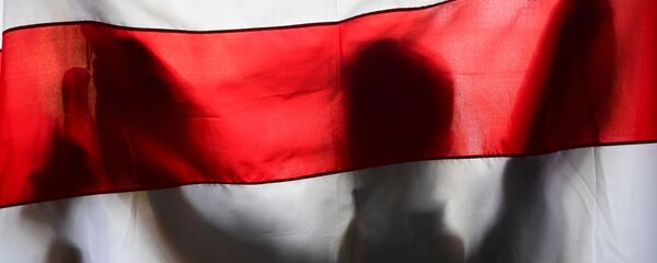 Bandera opositora de Bielorrusia Bandera opositora de Bielorrusia - Sputnik Mundo