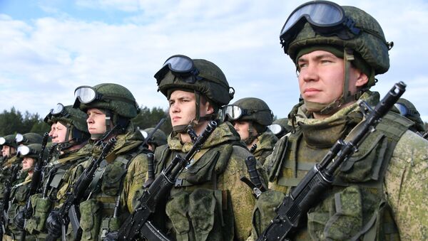 Maniobras militares (archivo) - Sputnik Mundo