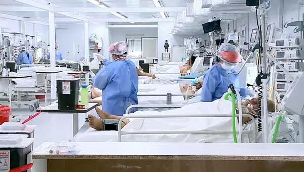 Trabajadores sanitarios argentinos luchan contra el COVID-19 en condiciones adversas