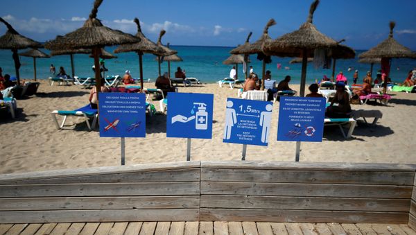 Una playa en Palma de Mallorca (archivo) - Sputnik Mundo