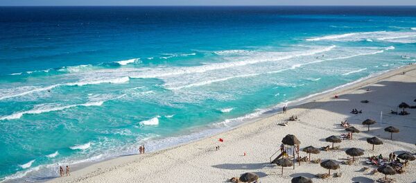 Una playa en Cancún (imágen referencial)  - Sputnik Mundo
