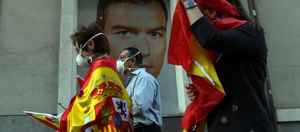 Imagen referencial de una manifestación contra Pedro Sánchez - Sputnik Mundo