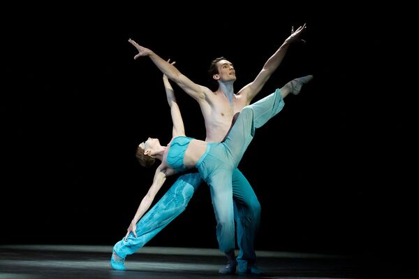 En los teatros de Moscú vuelven a brillar los diamantes: así comienza la nueva temporada de 'ballet' En los teatros de Moscú vuelven a brillar los diamantes: así comienza la nueva temporada de 'ballet' - Sputnik Mundo