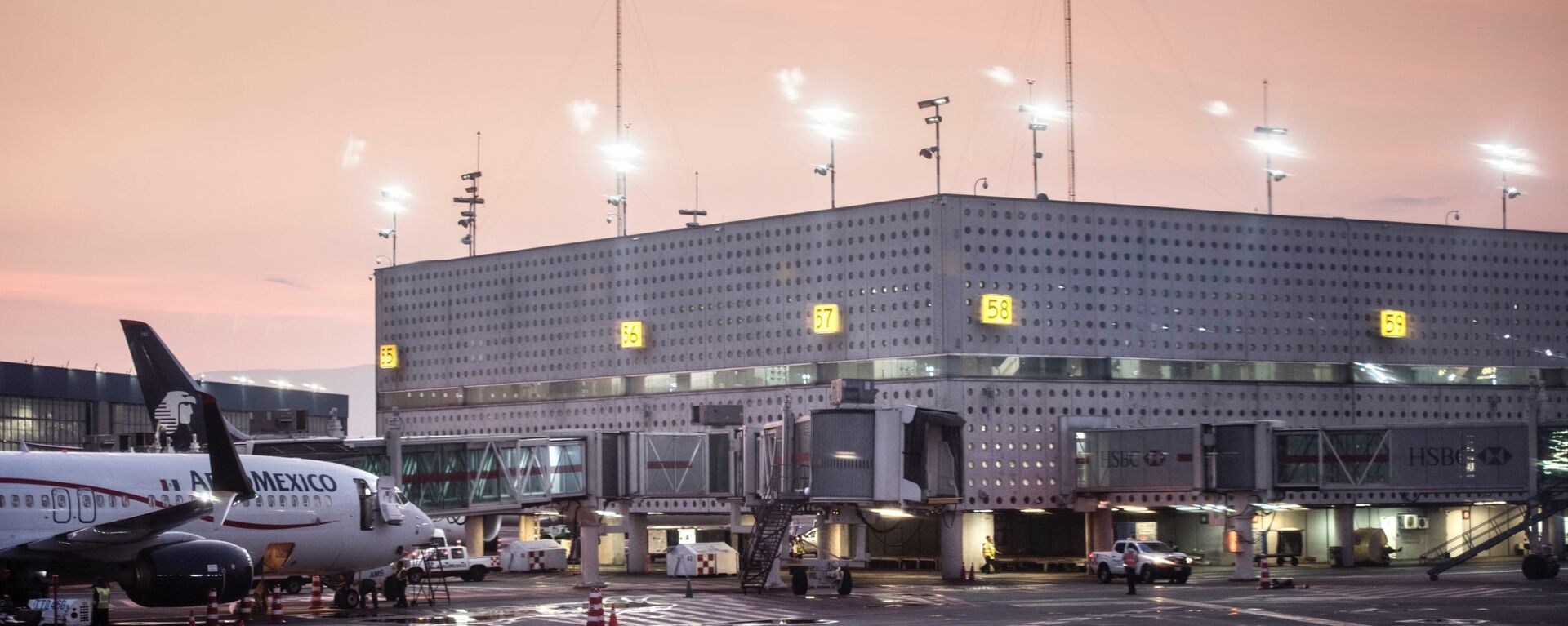 Aeropuerto Internacional de Ciudad de México - Sputnik Mundo, 1920, 10.05.2022