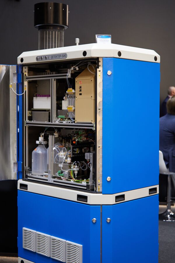 Crean en Rusia un detector del SARS-CoV-2 y otros virus en el aire | Fotos - Sputnik Mundo