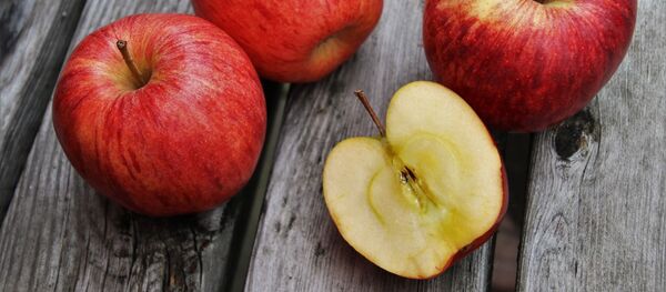 Manzanas Manzanas - Sputnik Mundo