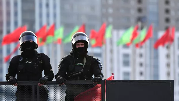 Una manifestación de protesta no autorizada en Minsk  - Sputnik Mundo