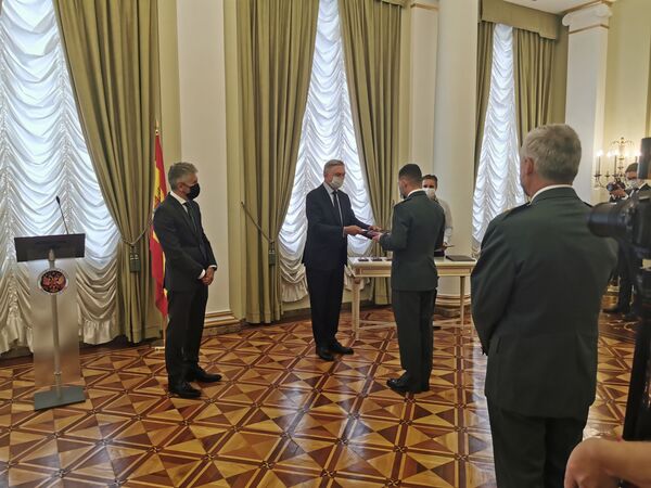 El crimen no duerme y nosotros tampoco: el pacto hispano-ruso contra la delincuencia celebra 21 años El crimen no duerme y nosotros tampoco: el pacto hispano-ruso contra la delincuencia celebra 21 años - Sputnik Mundo