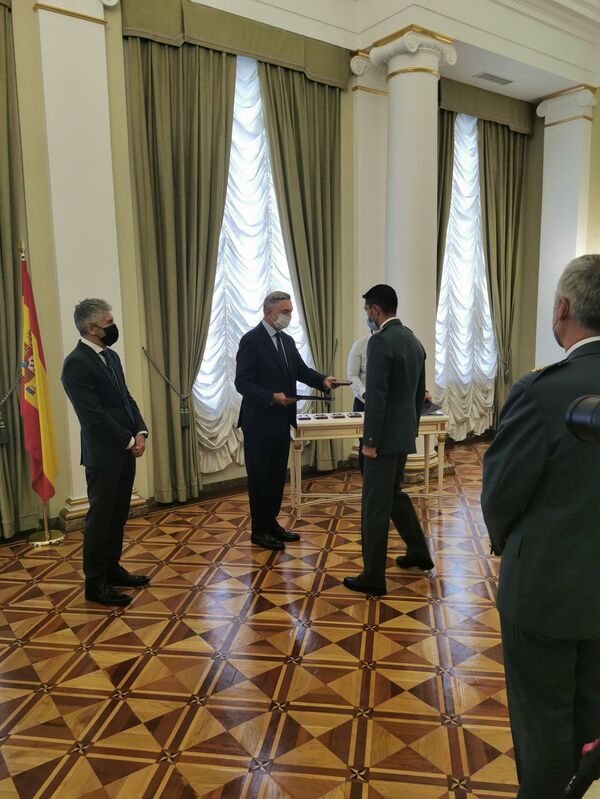 El crimen no duerme y nosotros tampoco: el pacto hispano-ruso contra la delincuencia celebra 21 años El crimen no duerme y nosotros tampoco: el pacto hispano-ruso contra la delincuencia celebra 21 años - Sputnik Mundo