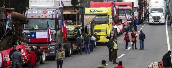 Camioneros en Chile: ¿una movilización política o gremial? - Sputnik Mundo
