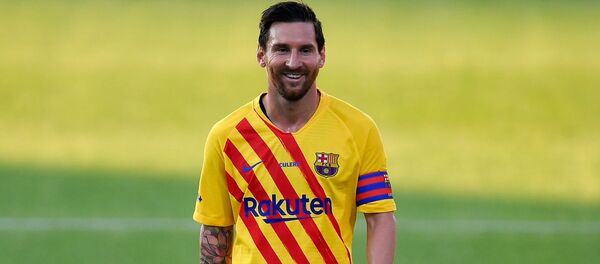 Goles millonarios: ¿cuánto ganan los futbolistas mejor pagados del mundo? - Sputnik Mundo