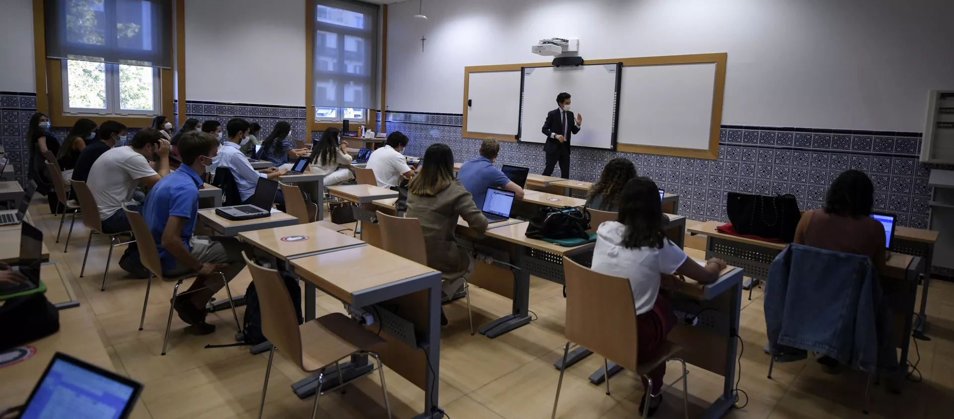 Aula con estudiantes Aula con estudiantes - Sputnik Mundo, 1920, 16.09.2020