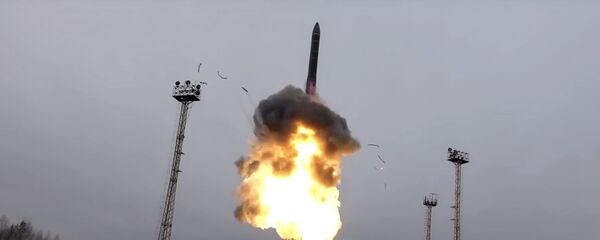 Lanzamiento de un misil nueclear ruso Avangard (archivo) - Sputnik Mundo