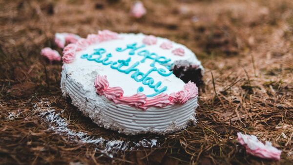 Un pastel de cumpleaños - Sputnik Mundo