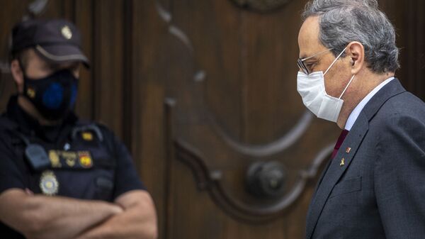 Quim Torra entrando en el Tribunal Supremo de Madrid - Sputnik Mundo