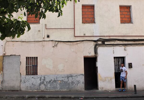 Nos contagiamos más porque somos clase obrera: radiografía de un barrio de Madrid azotado por el COVID - Sputnik Mundo