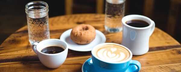 Bebidas diferentes Bebidas diferentes - Sputnik Mundo