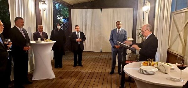 El decano del Grulac en Rusia elogia la trayectoria del embajador dominicano en su despedida - Sputnik Mundo