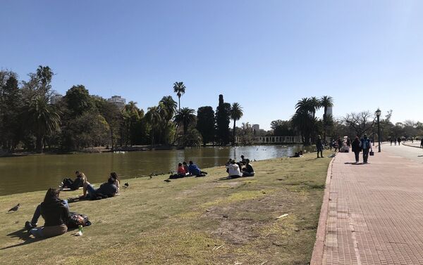 Llegada de la primavera y Día del estudiante en los Bosques de Palermo, Buenos Aires - Sputnik Mundo